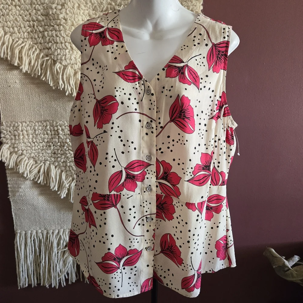 Cabi Pink Floral Polka Dot Blouse Sleeveless Button Front Cream Lightweight Chic - Picture 2 of 5